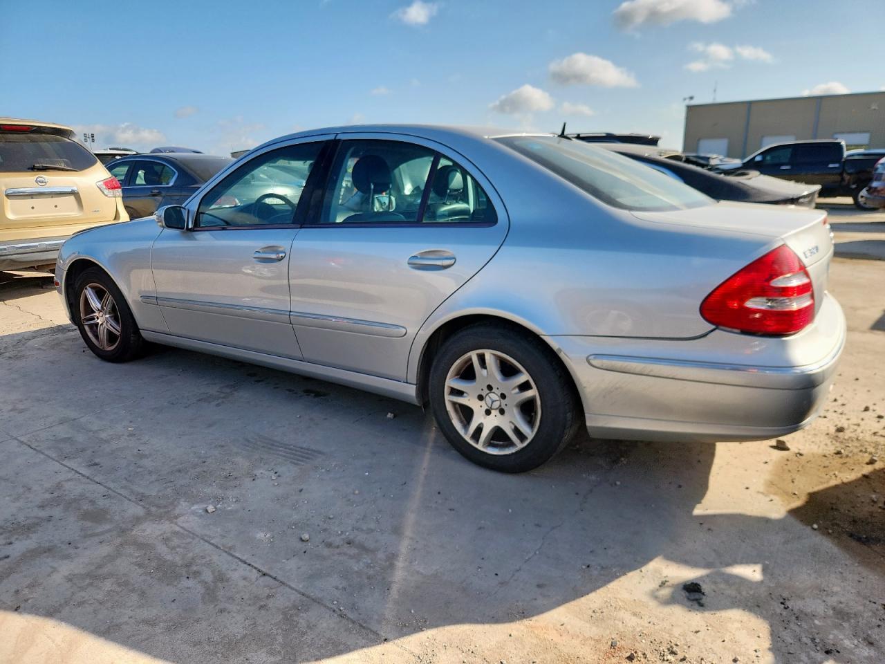 2004 MERCEDES-BENZ E-Class