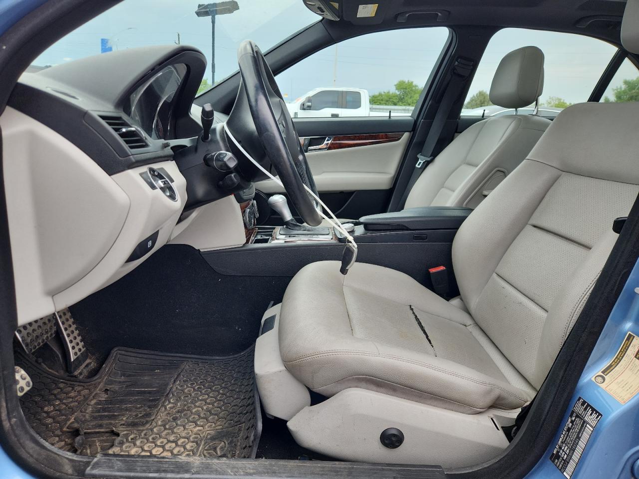 2011 MERCEDES-BENZ C-CLASS