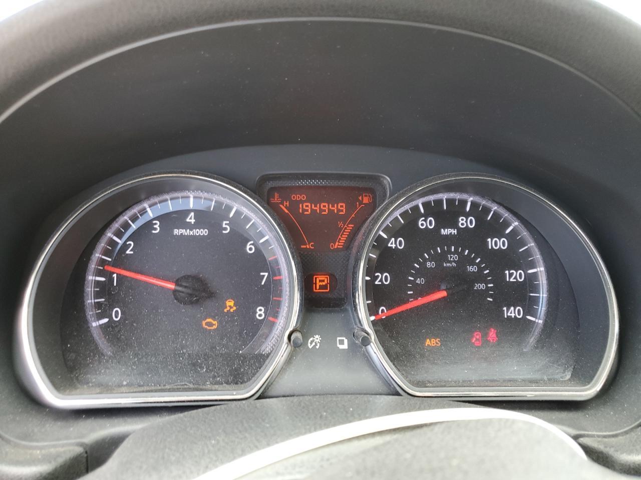 2012 NISSAN VERSA