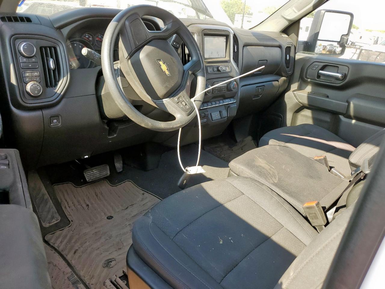 2025 CHEVROLET Silverado