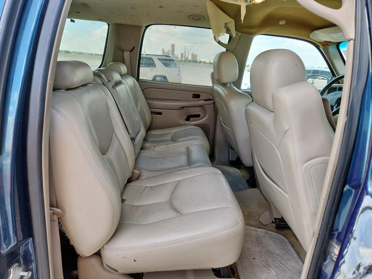 2005 CHEVROLET Suburban