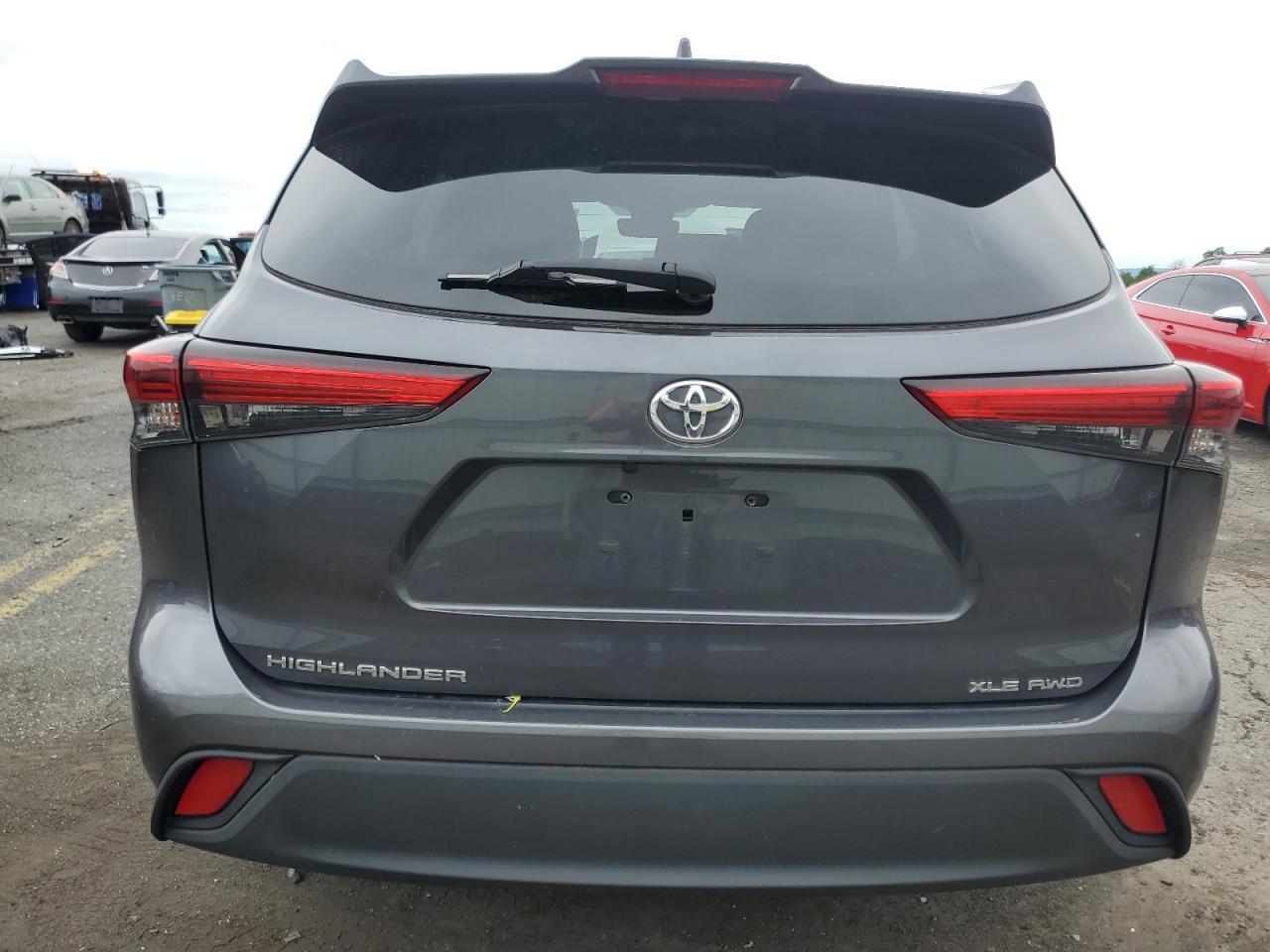 2021 TOYOTA HIGHLANDER