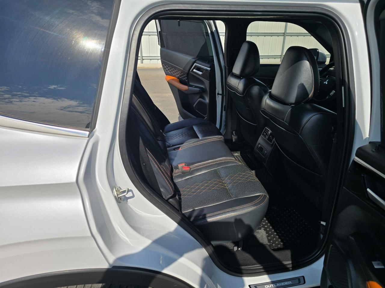 2022 MITSUBISHI outlander