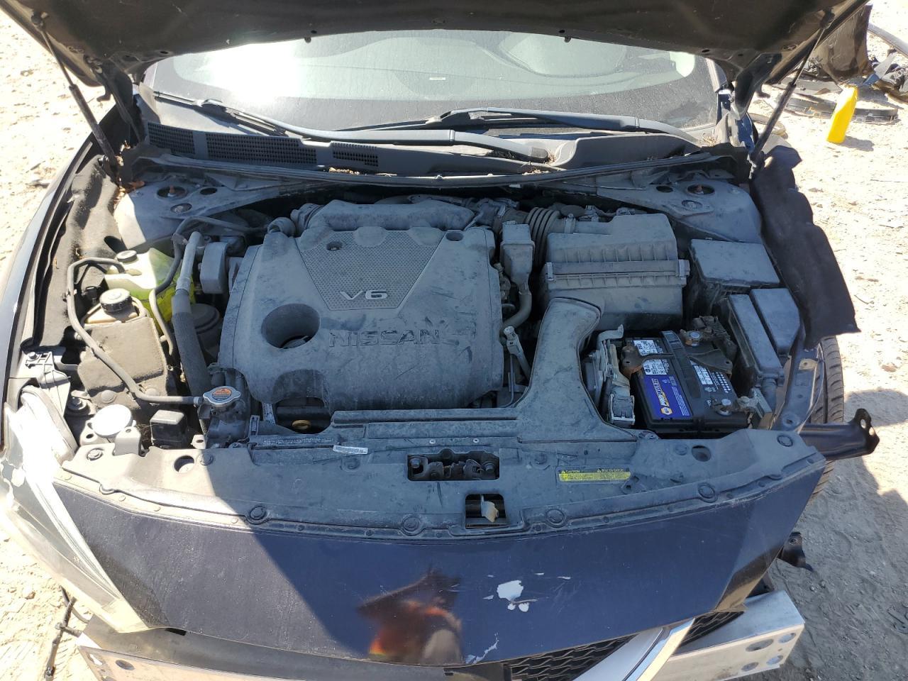 2017 NISSAN Maxima