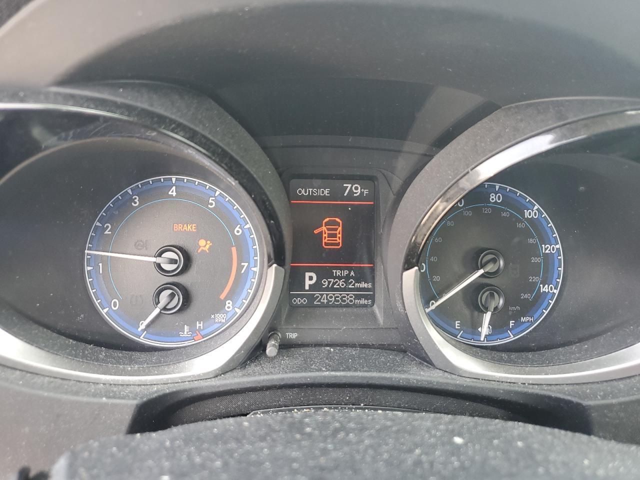 2015 TOYOTA COROLLA