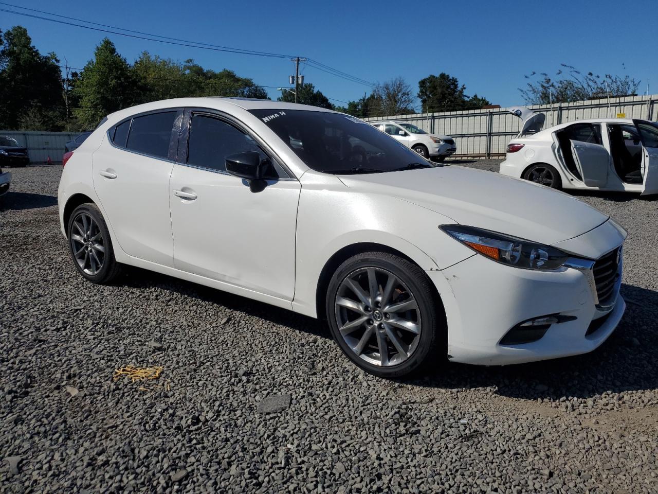 2018 MAZDA 3