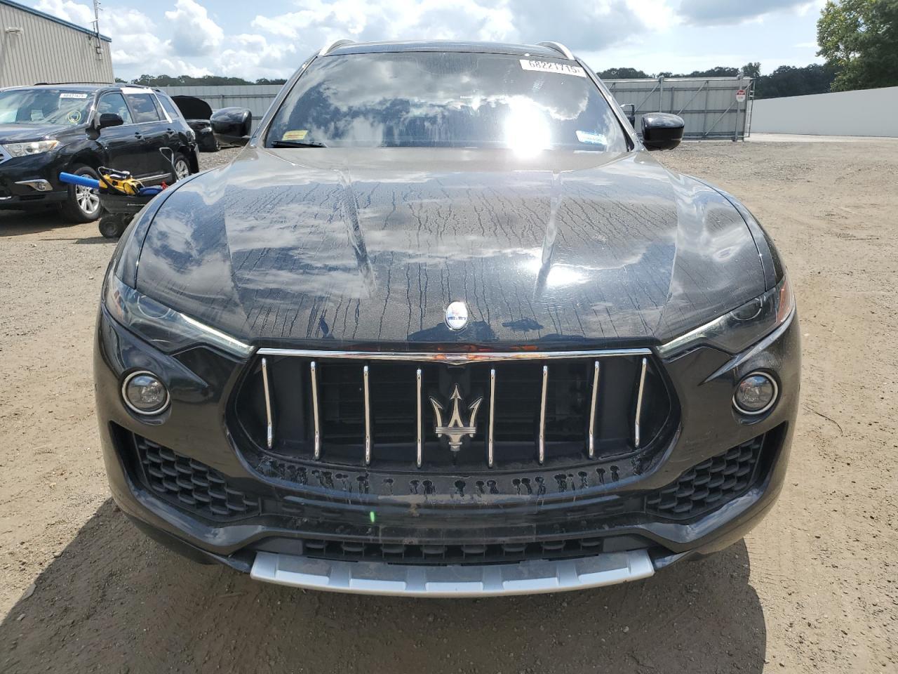 2017 MASERATI Levante