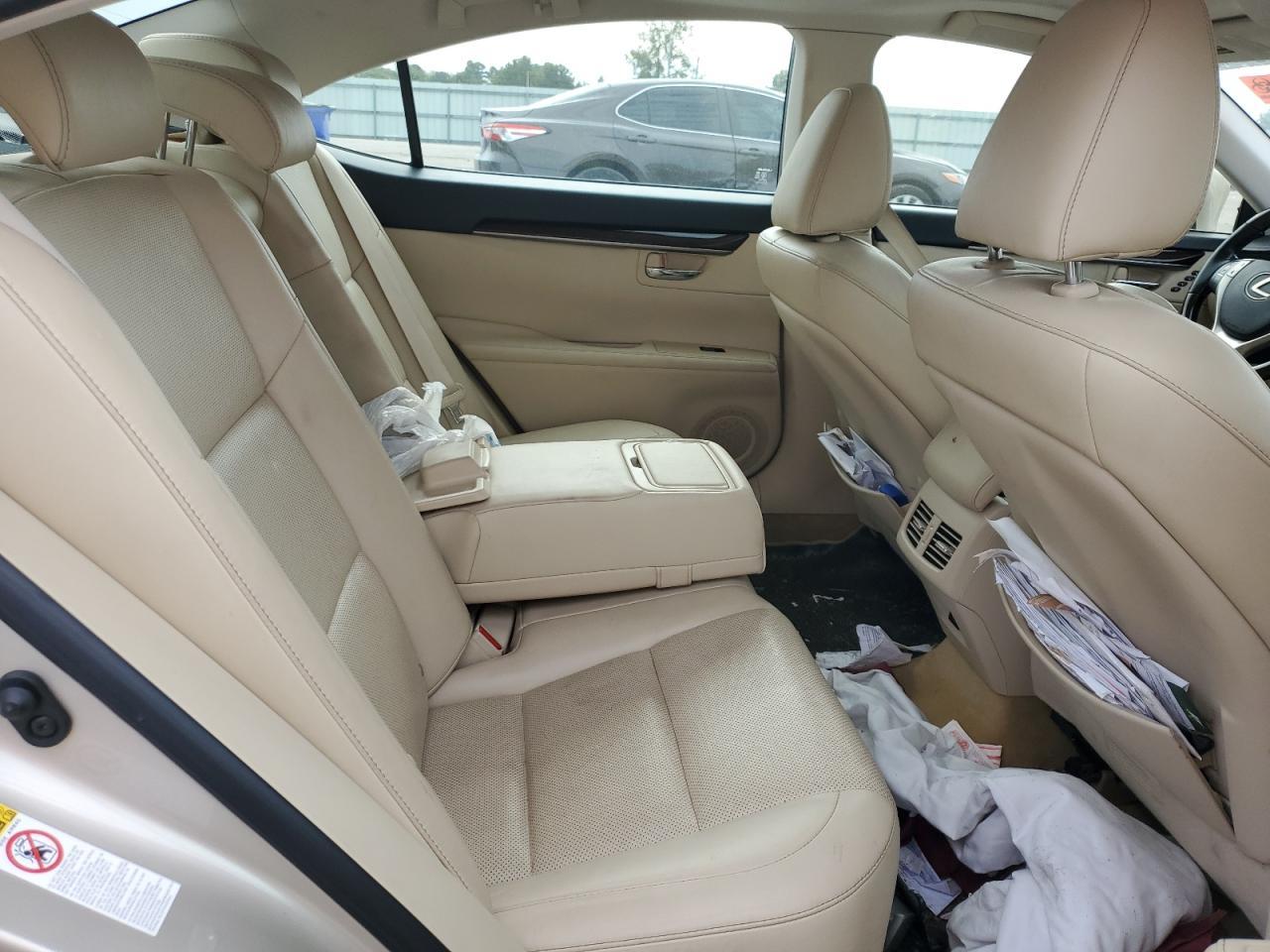 2013 LEXUS Es