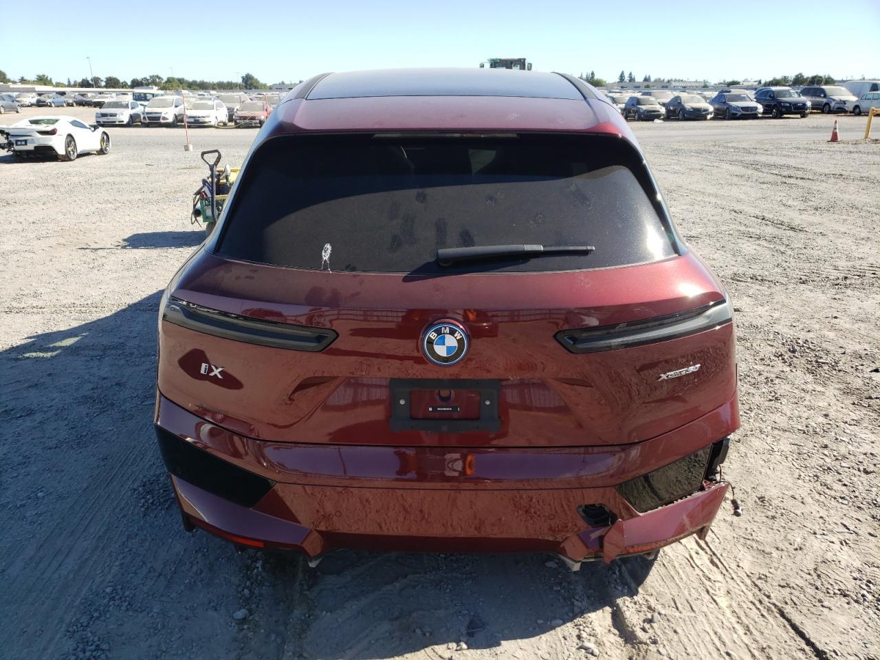 2024 BMW iX