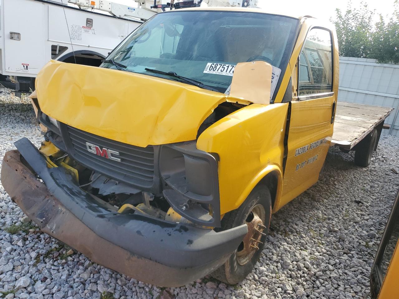 2011 GMC Savana
