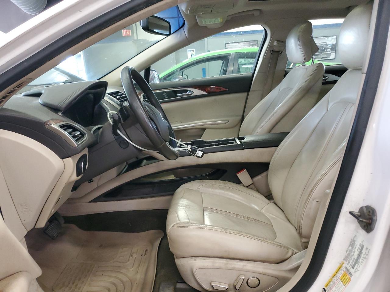 2016 LINCOLN MKZ