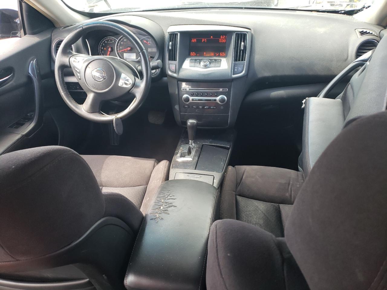 2014 NISSAN Maxima
