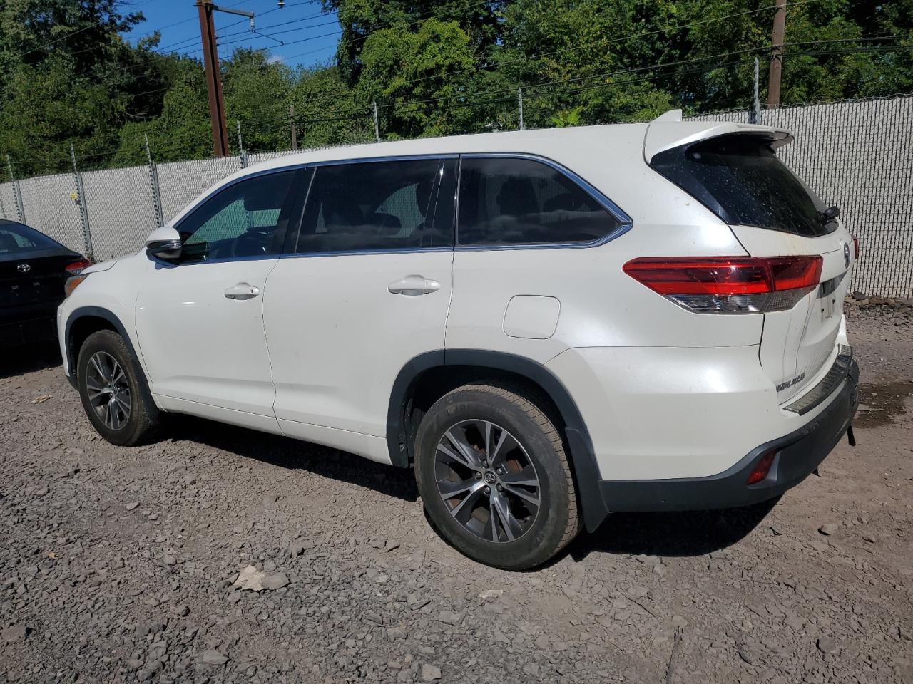 2018 TOYOTA HIGHLANDER