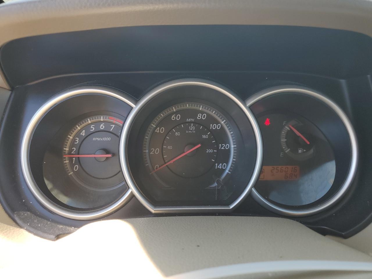 2010 NISSAN VERSA