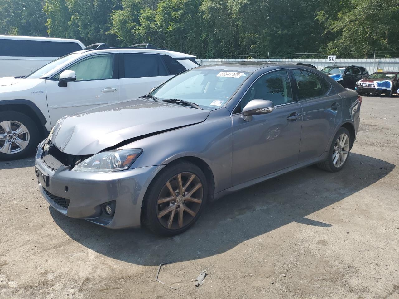 2013 LEXUS Is