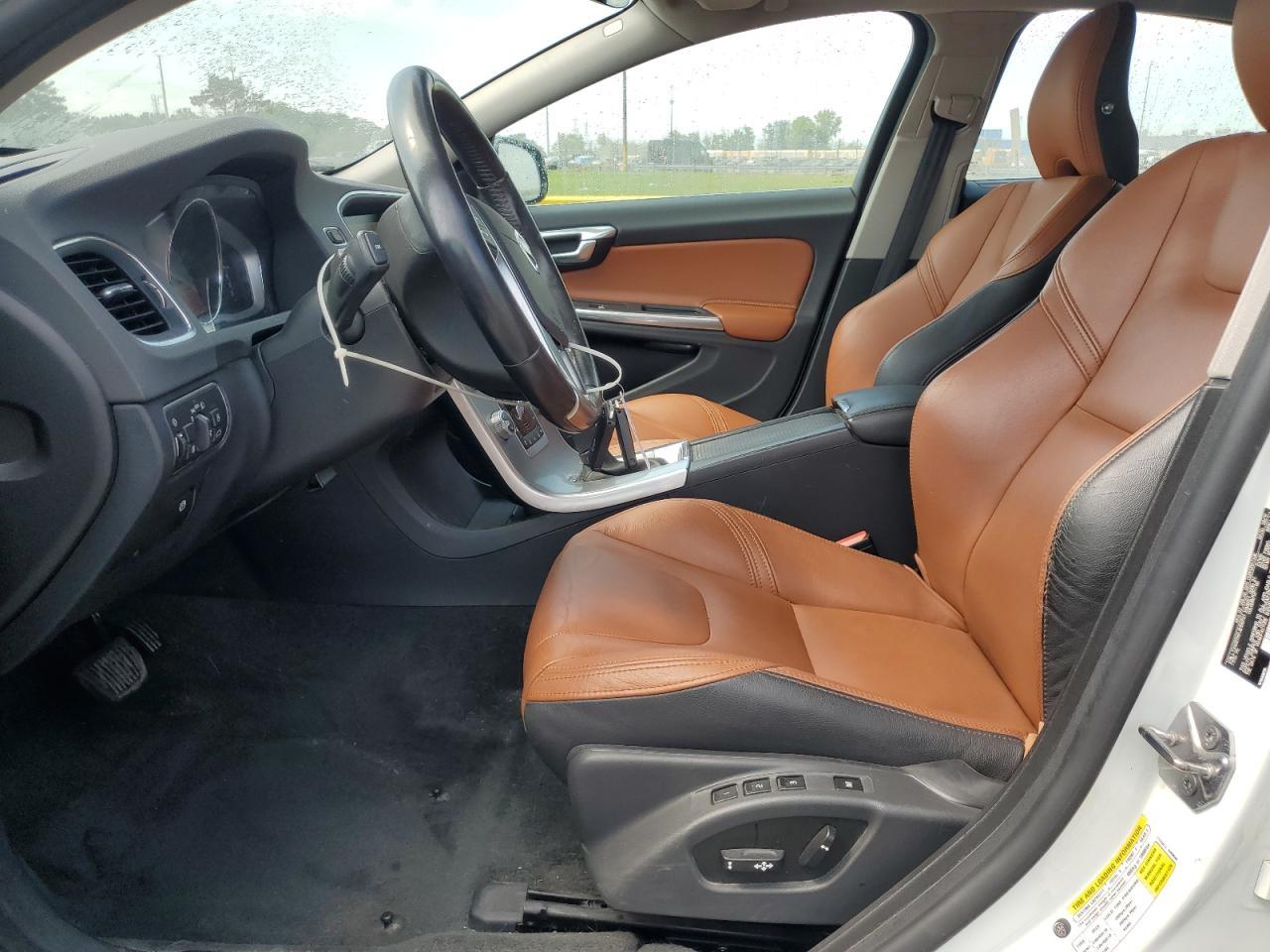 2018 VOLVO S60