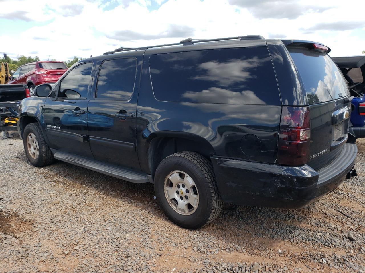 2011 CHEVROLET Suburban