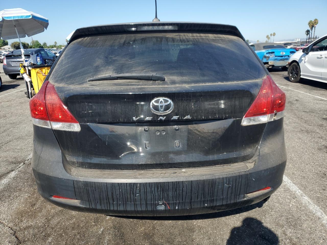 2010 TOYOTA VENZA