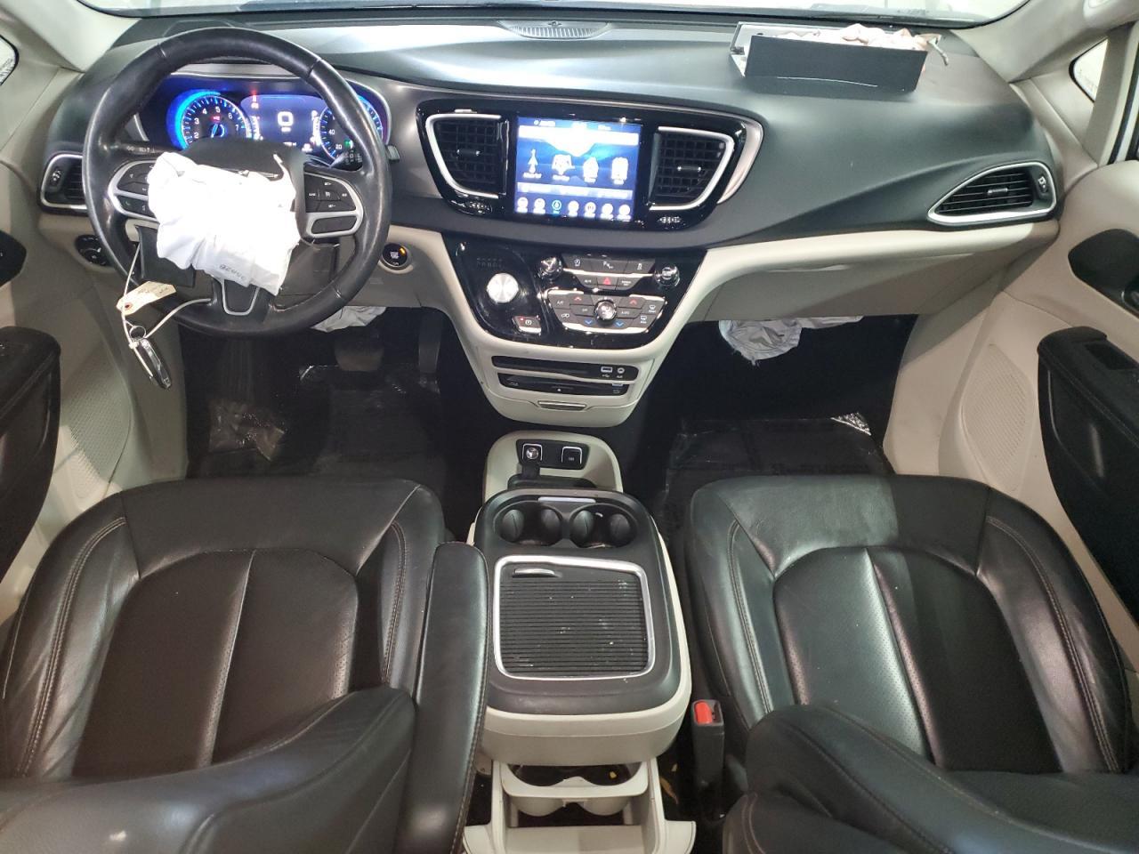 2020 CHRYSLER Pacifica