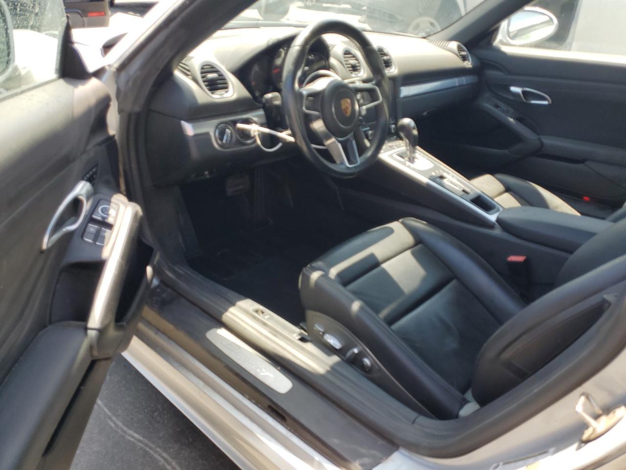 2017 PORSCHE Boxster