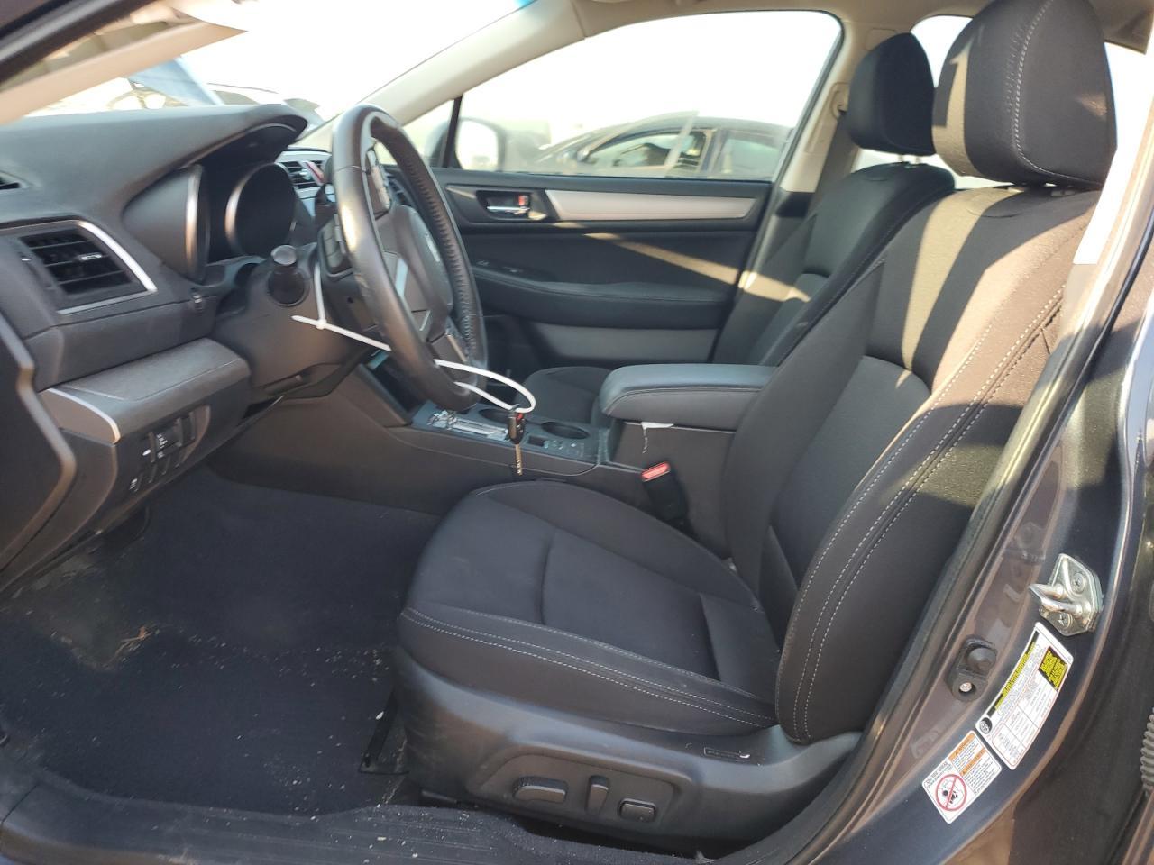 2017 SUBARU Legacy
