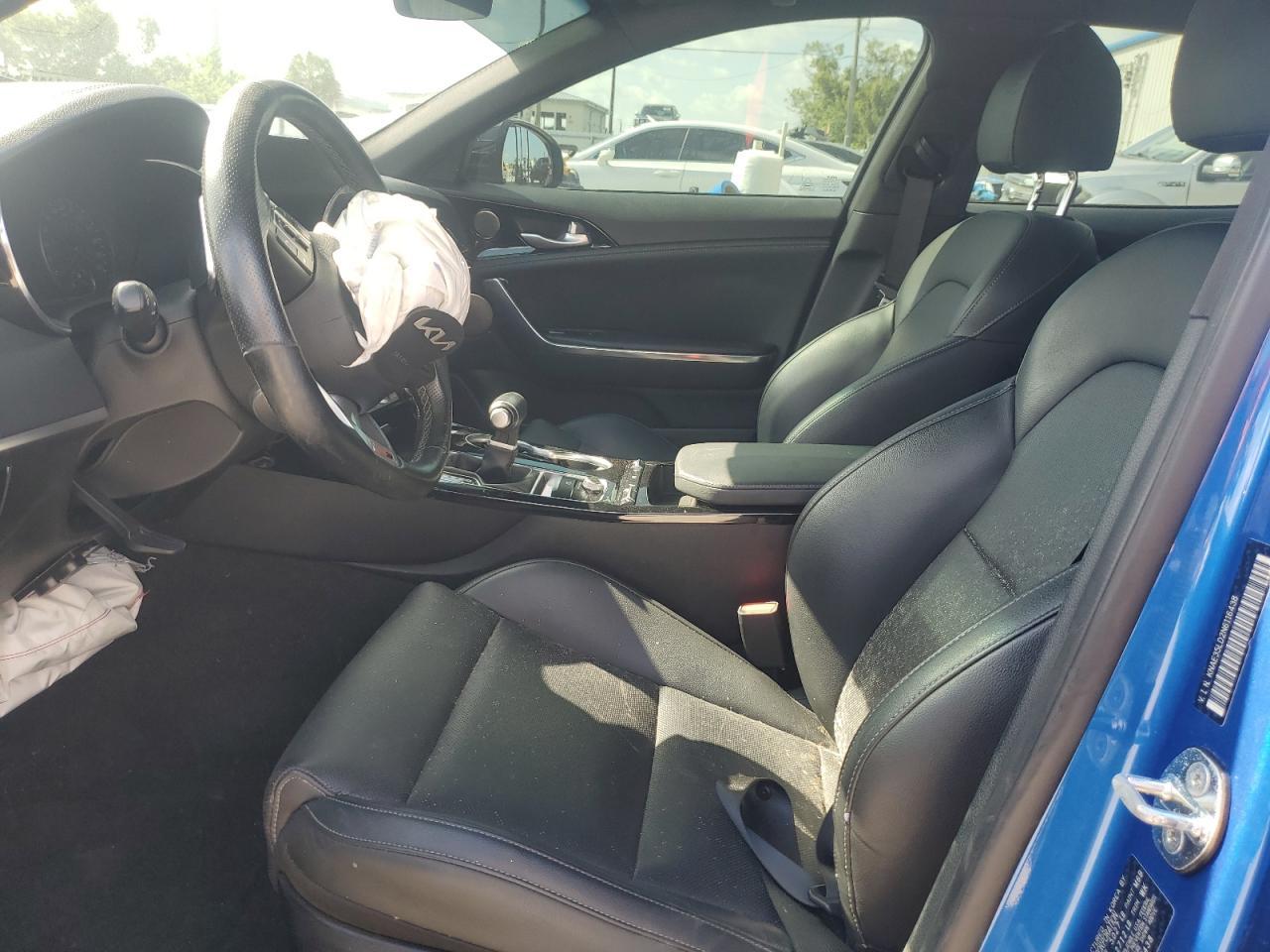2022 KIA Stinger