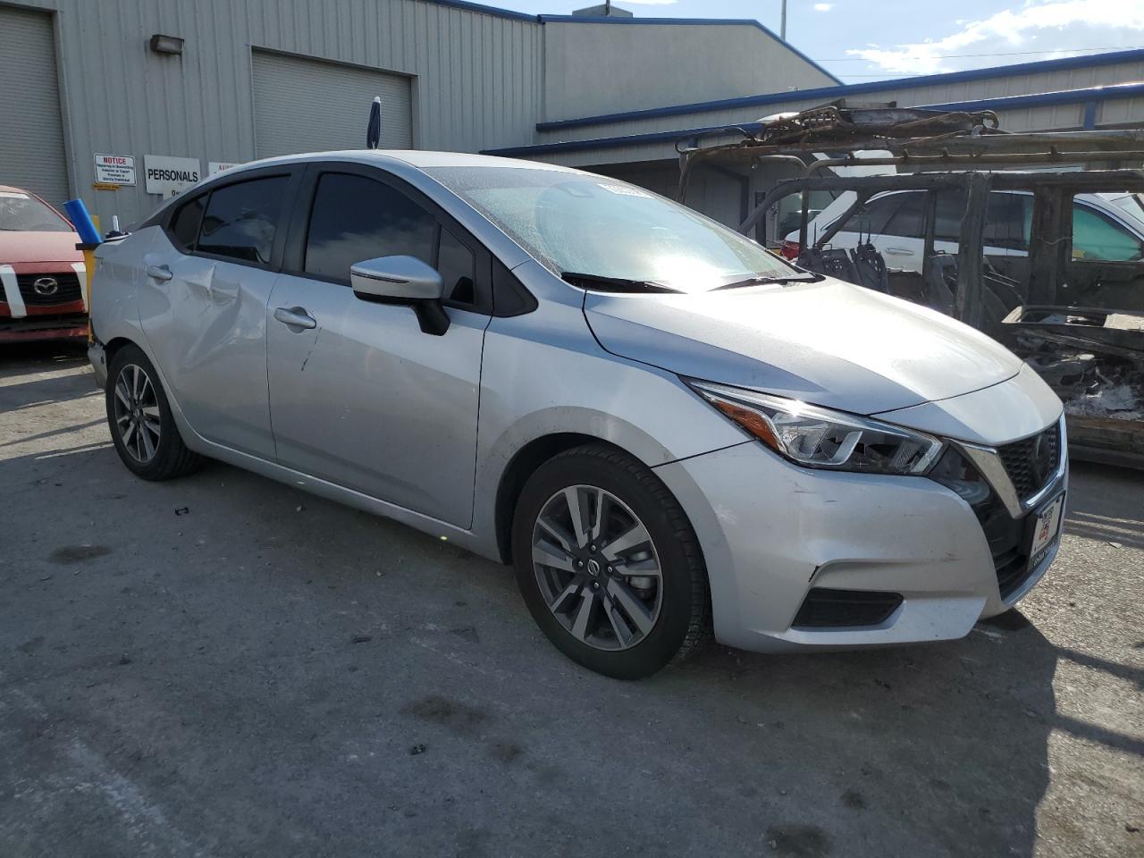 2021 NISSAN VERSA