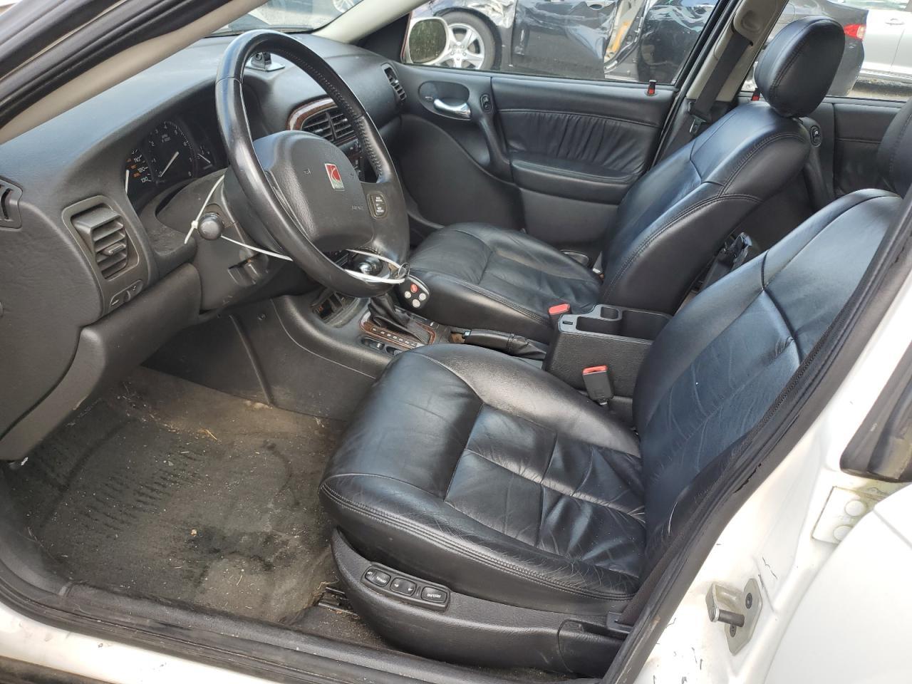 2001 SATURN L300