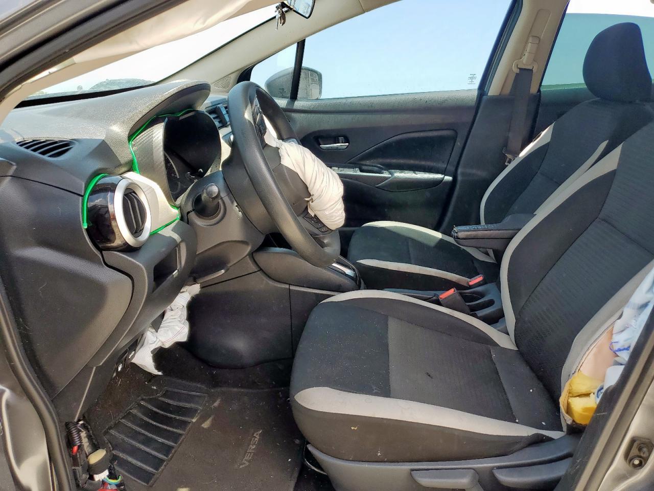 2020 NISSAN VERSA