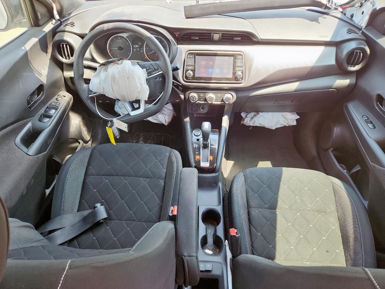 2020 NISSAN KICKS