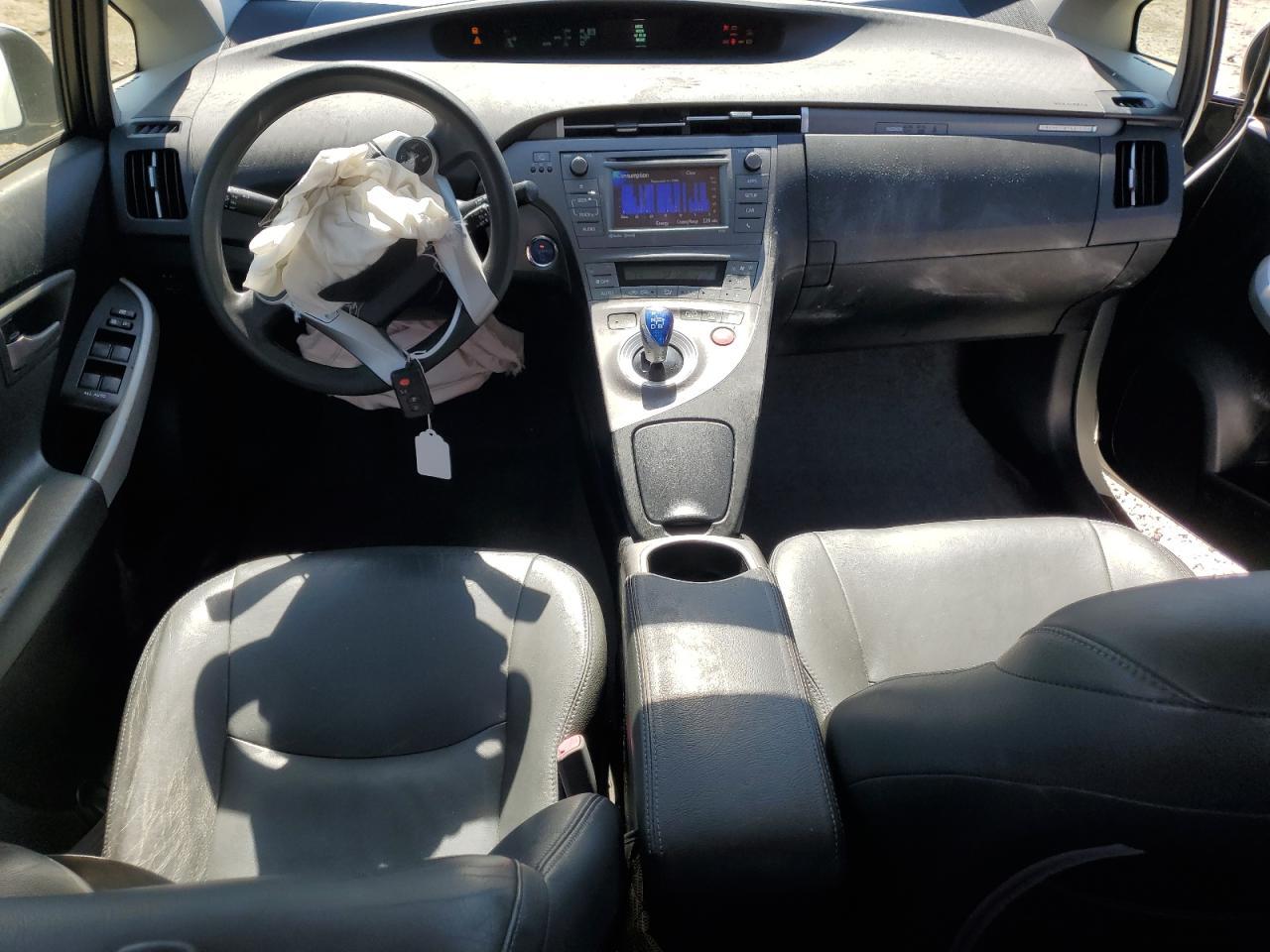 2012 TOYOTA Prius Plug-In