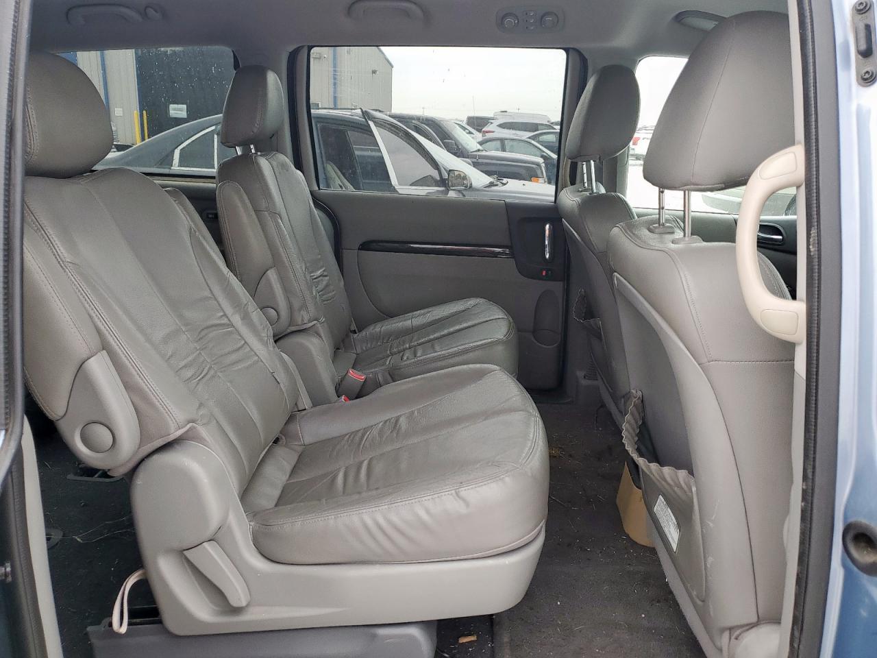 2014 KIA SEDONA