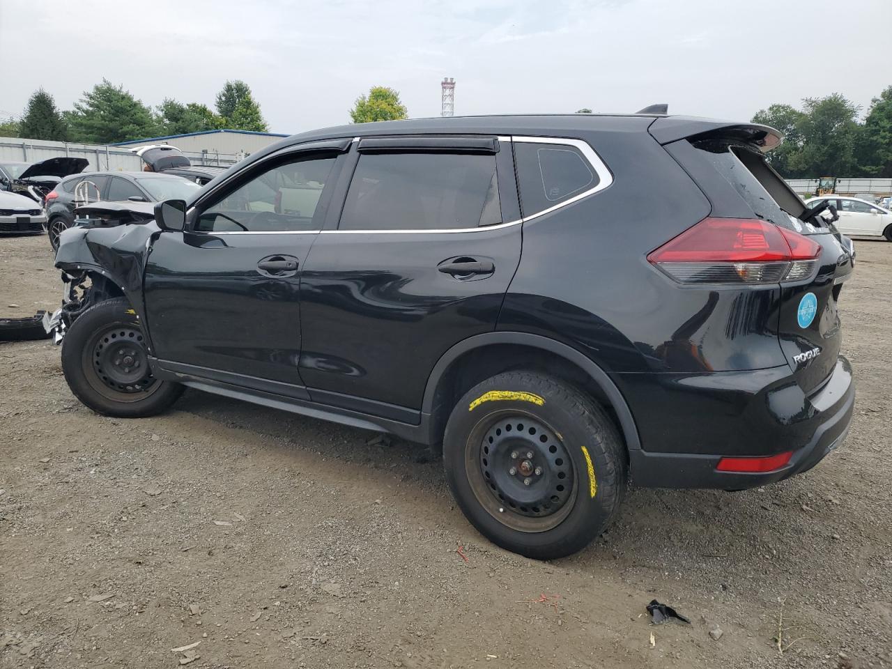 2017 NISSAN ROGUE