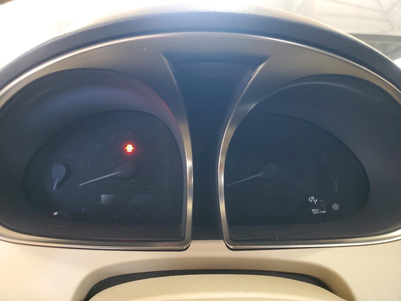 2011 TOYOTA Avalon