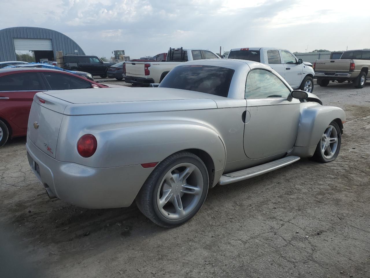 2004 CHEVROLET Ssr