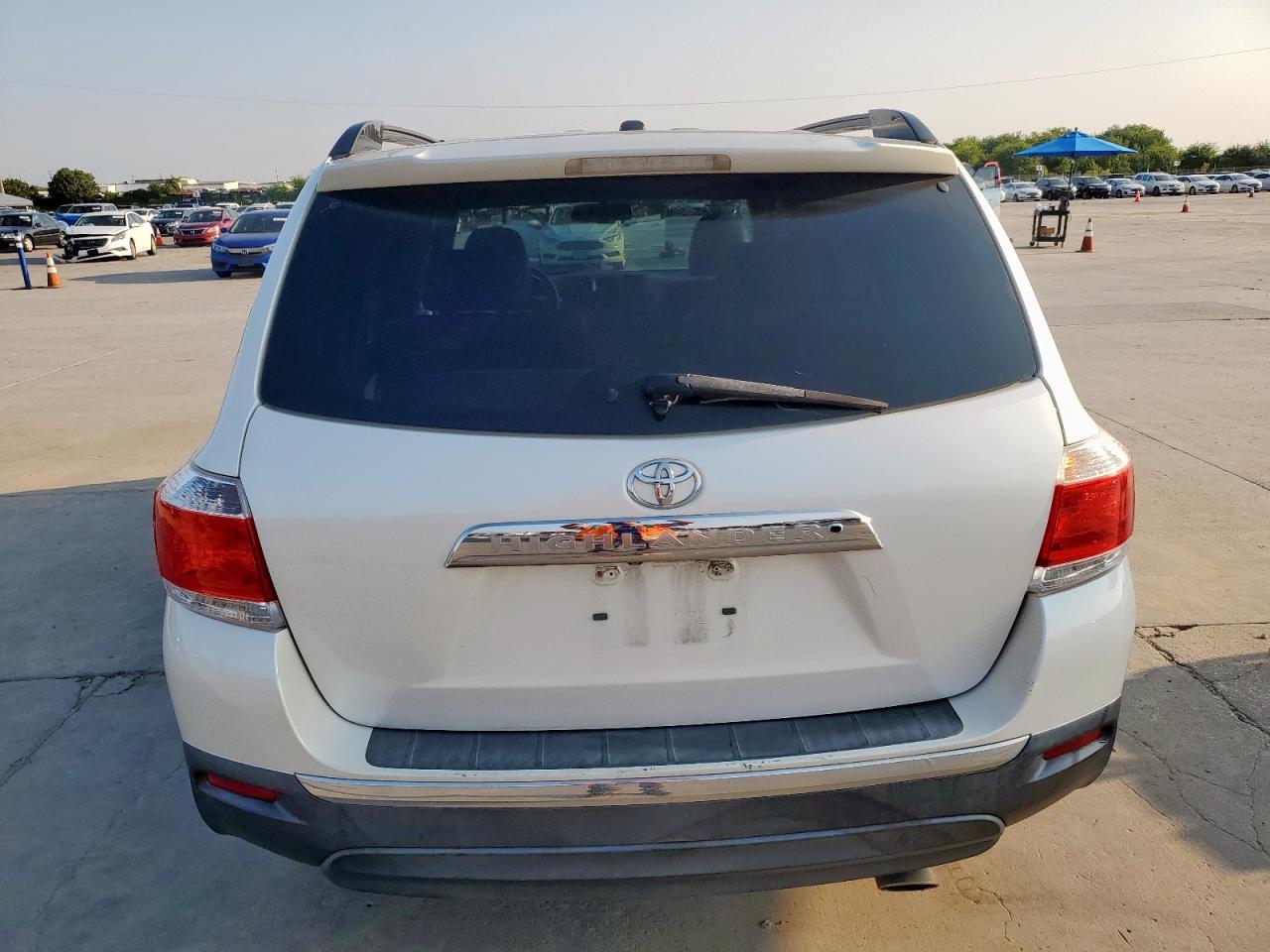 2012 TOYOTA HIGHLANDER