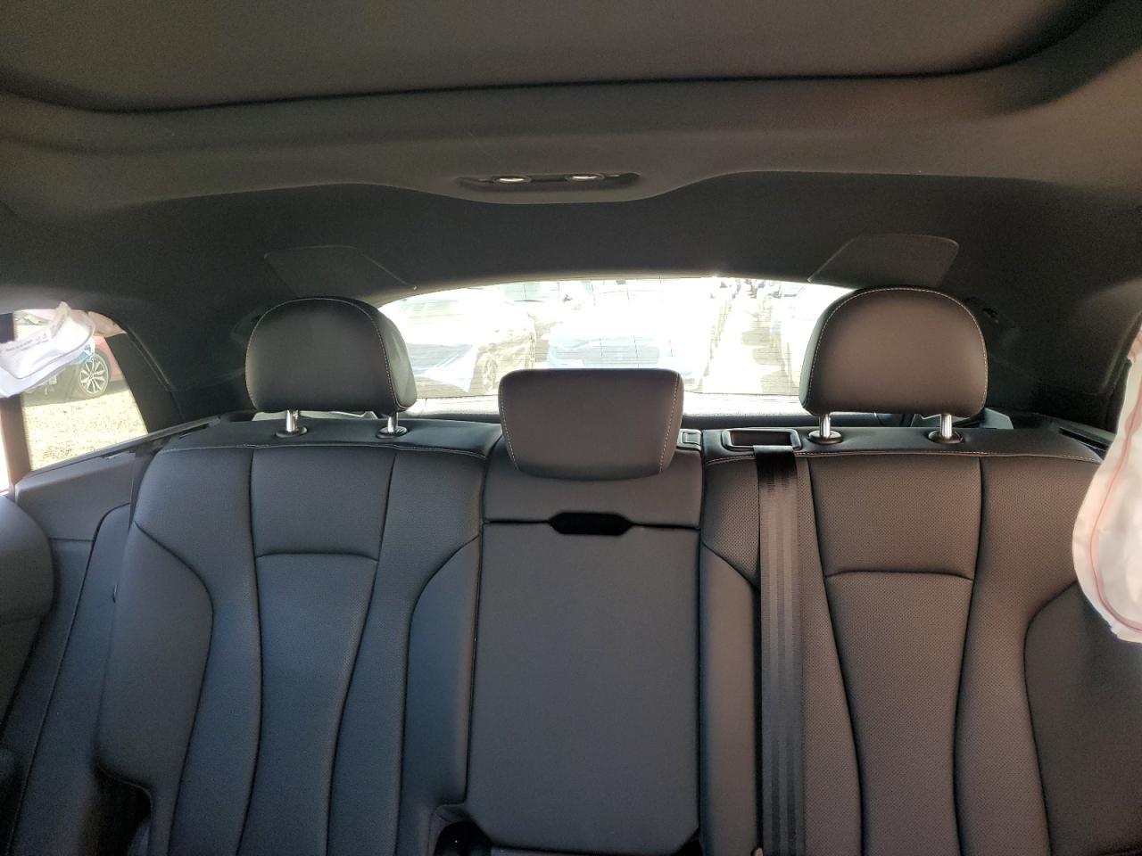 2021 AUDI Q8