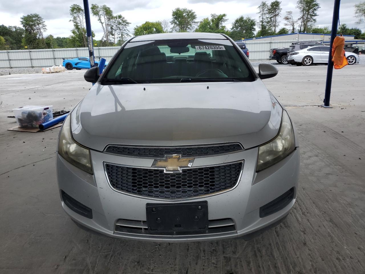 2011 CHEVROLET CRUZE