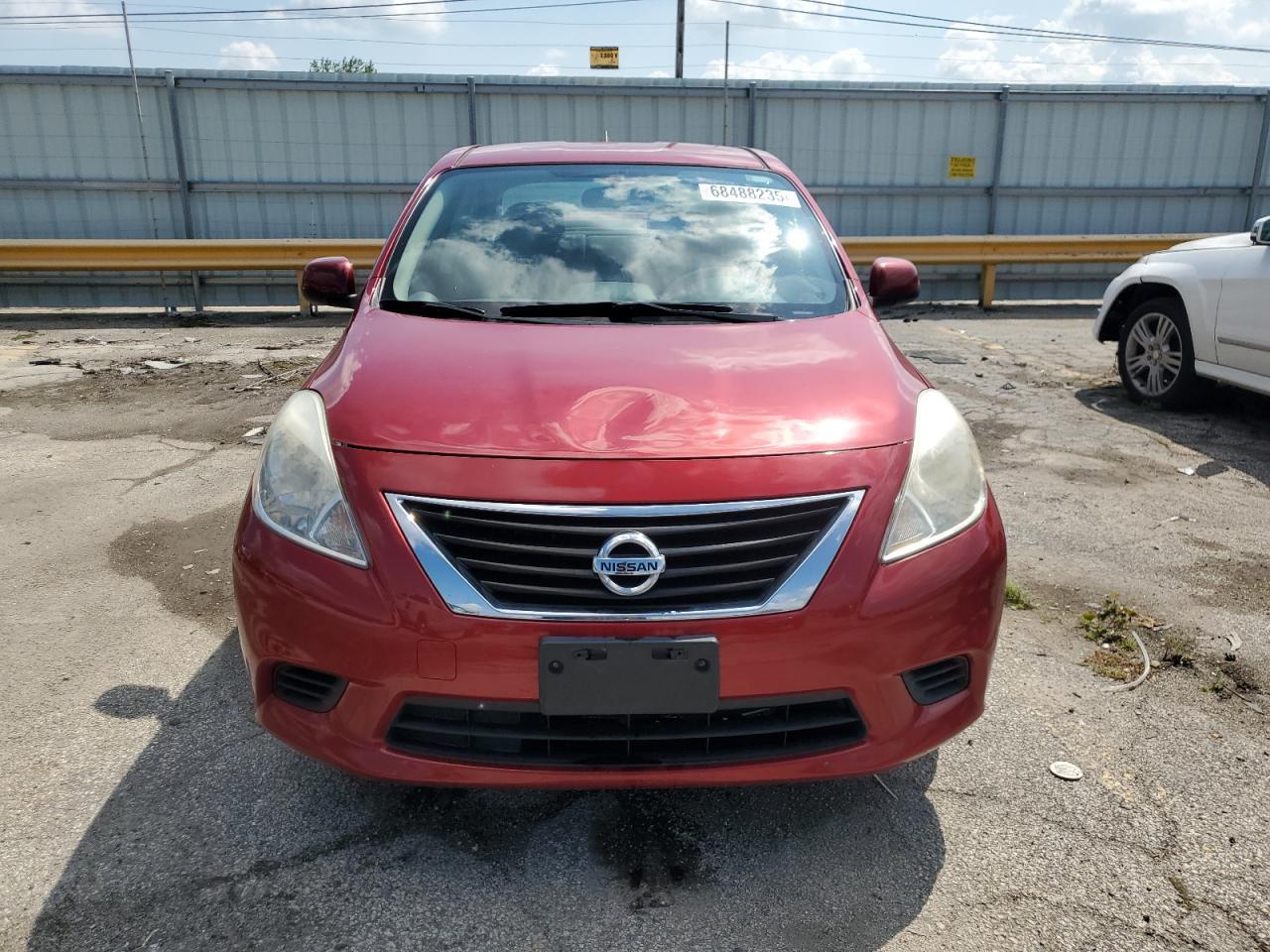 2014 NISSAN VERSA