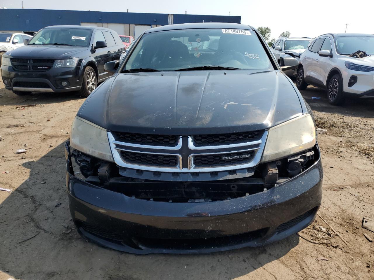 2012 DODGE Avenger