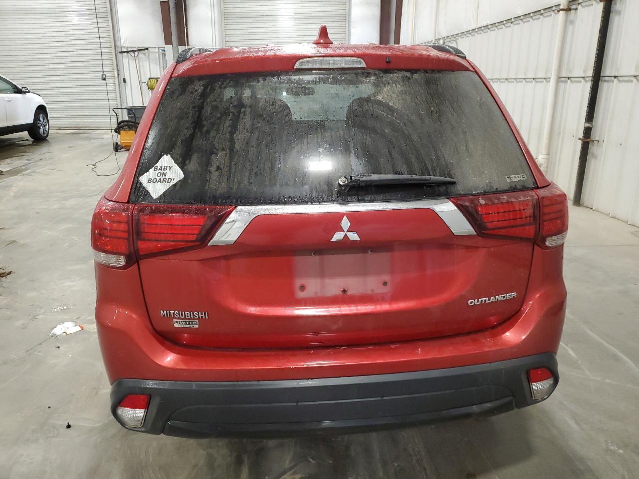 2018 MITSUBISHI outlander