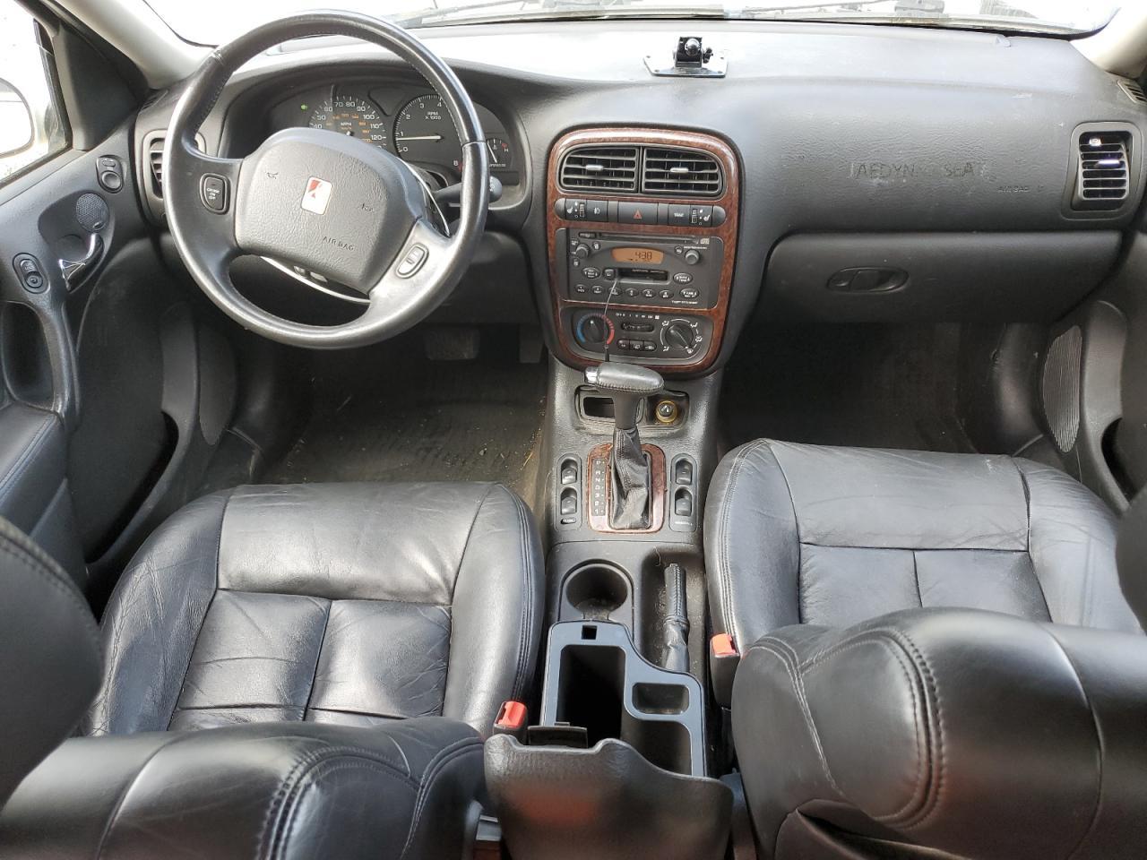 2001 SATURN L300