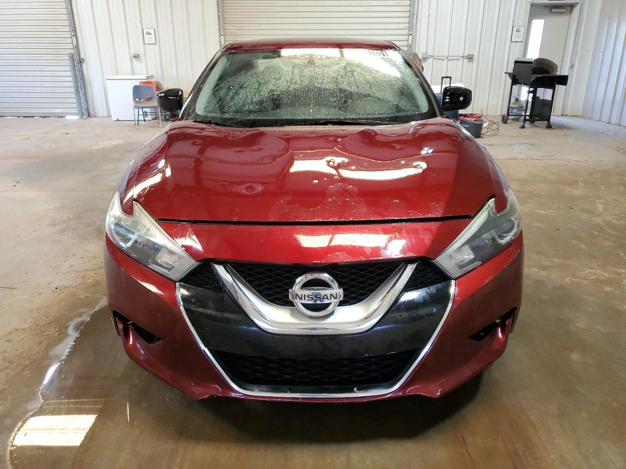 2016 NISSAN Maxima