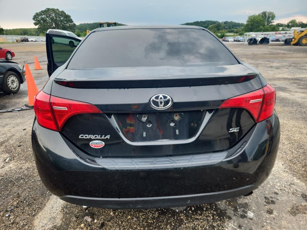 2019 TOYOTA COROLLA