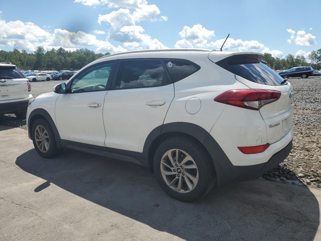 2016 HYUNDAI TUCSON