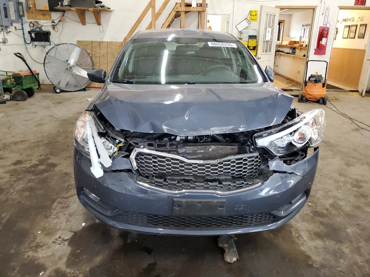 2016 KIA FORTE