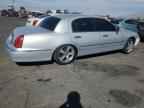 2000 LINCOLN Town Car