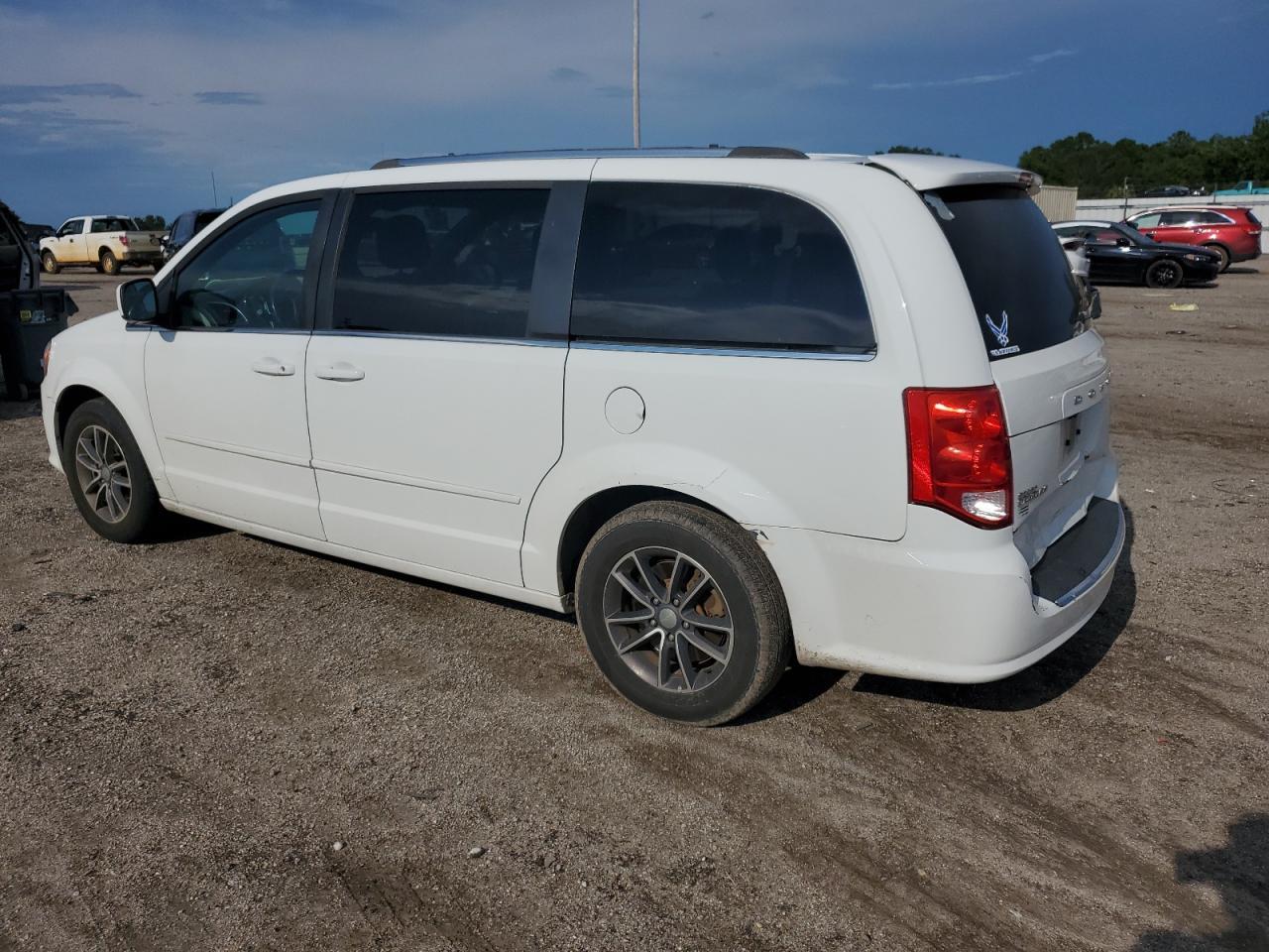 2017 DODGE GRAND CARAVAN