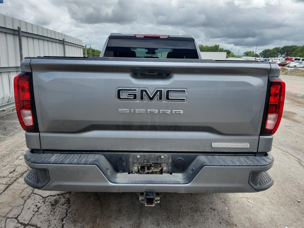 2023 GMC Sierra