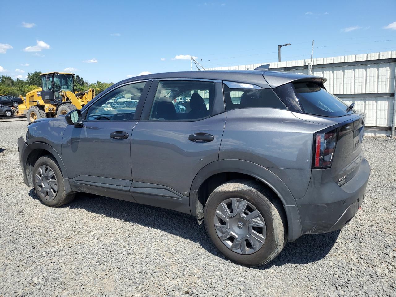 2025 NISSAN KICKS